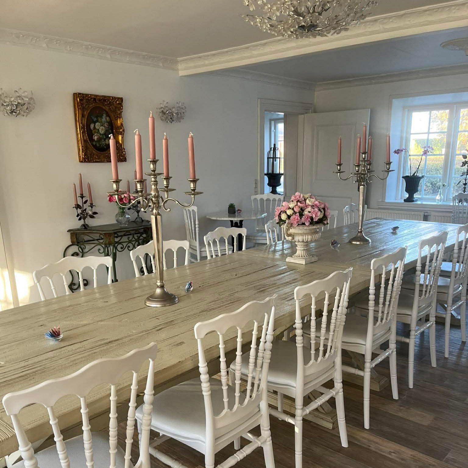 haughus gods café